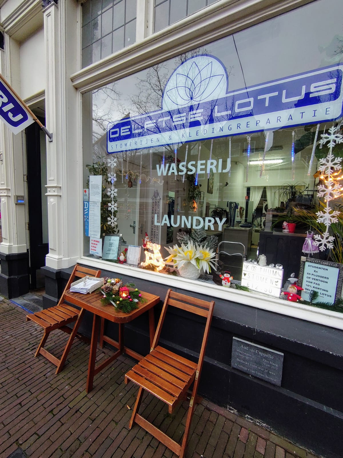 Delftse Lotus wasserij winkel in Delft